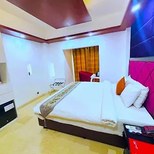 4* فندق The Elite