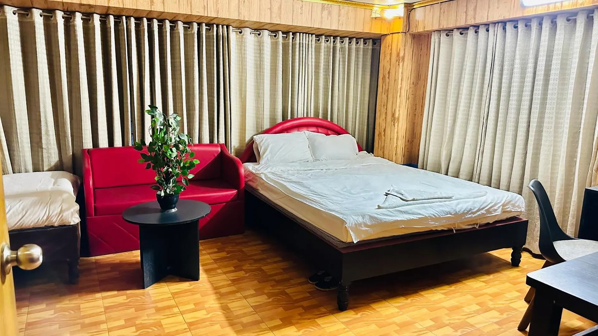 Star Residence داكا فندق