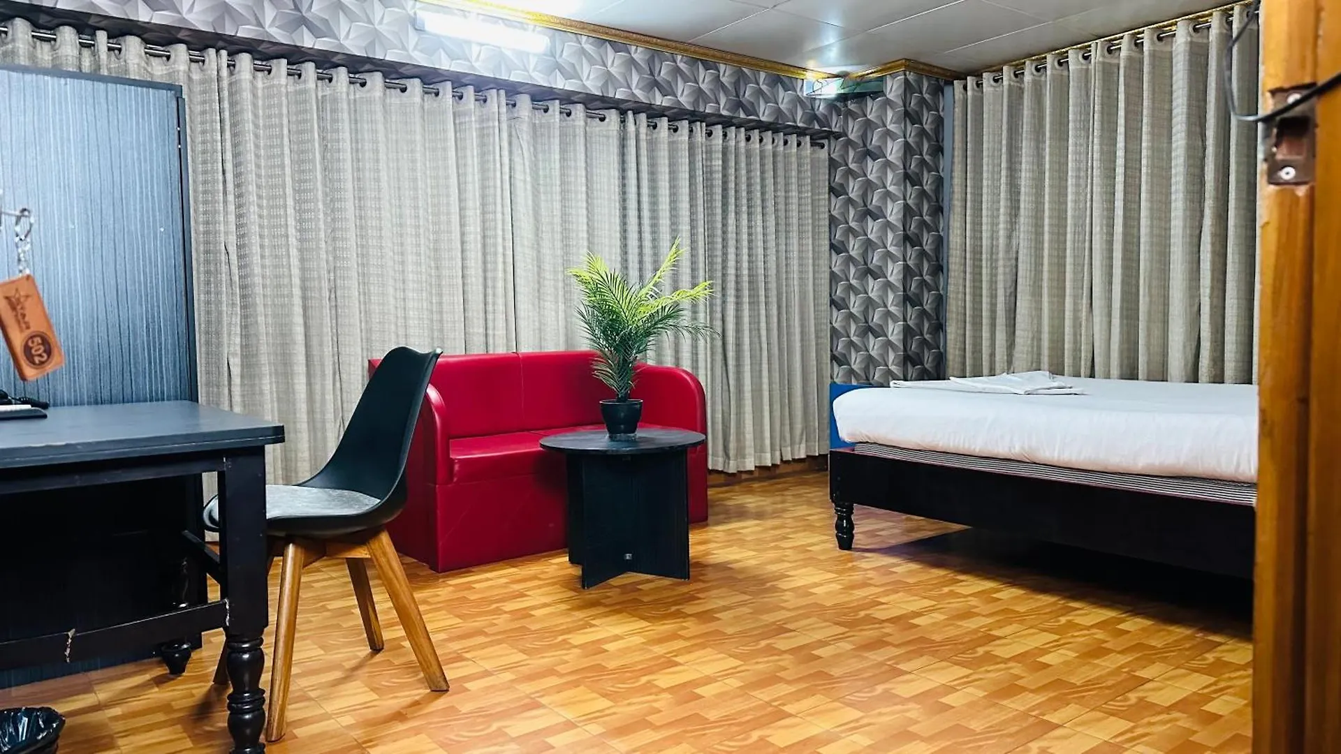 Star Residence داكا فندق