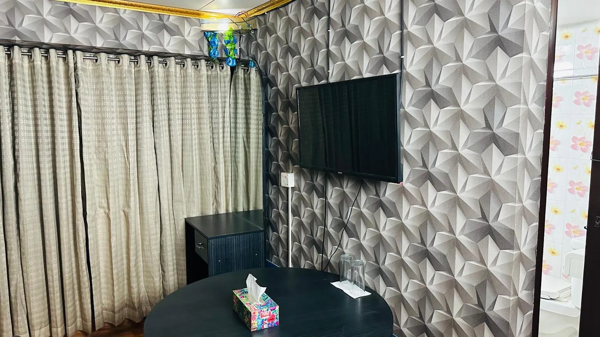 Star Residence داكا 3*,